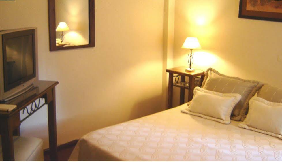 Hotel Ariosto Mendoza Extérieur photo